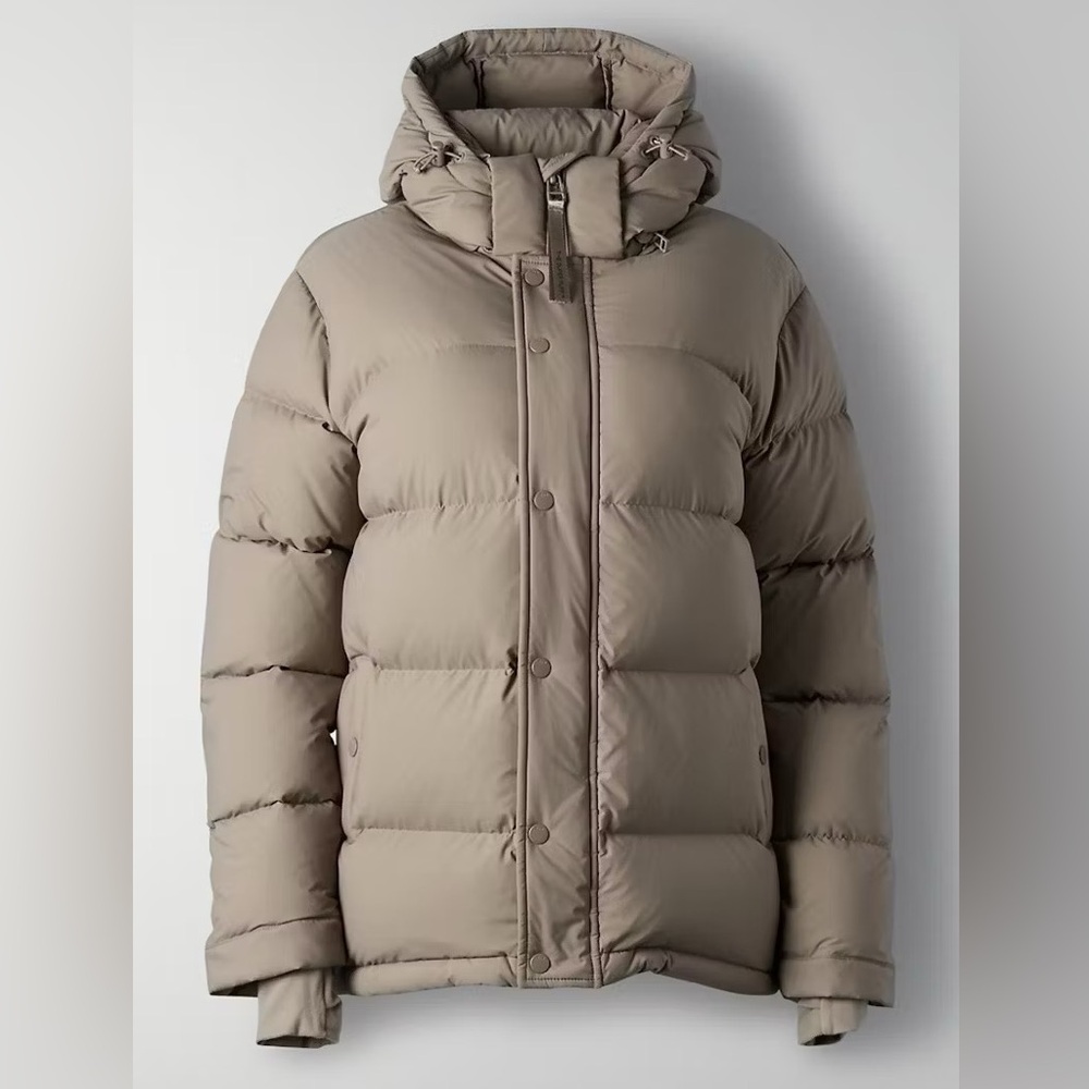 Aritzia TNA The Super Puff Size Small